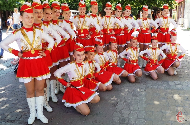 Народний колектив мажореток «Альфа» виступали на «Яскравій симфонії Прикарпаття–2018»
