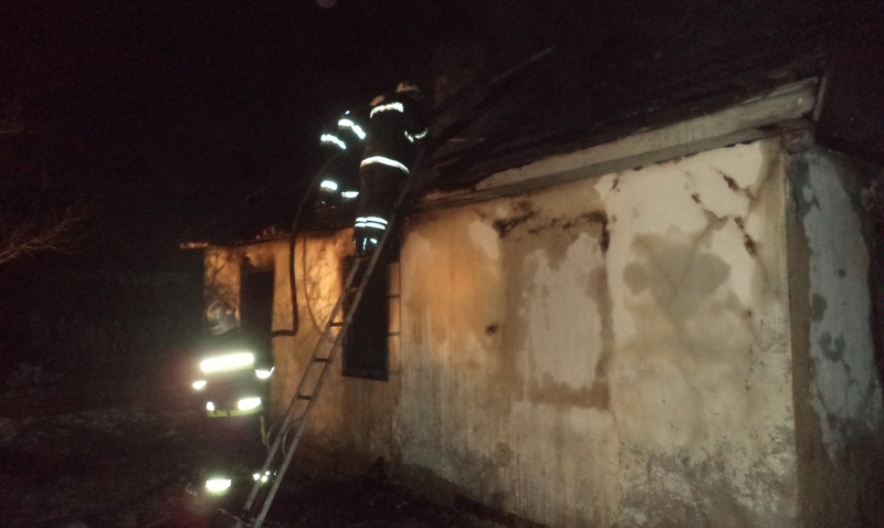 Під час гасіння пожежі рятувальники виявили тіло господаря будинку