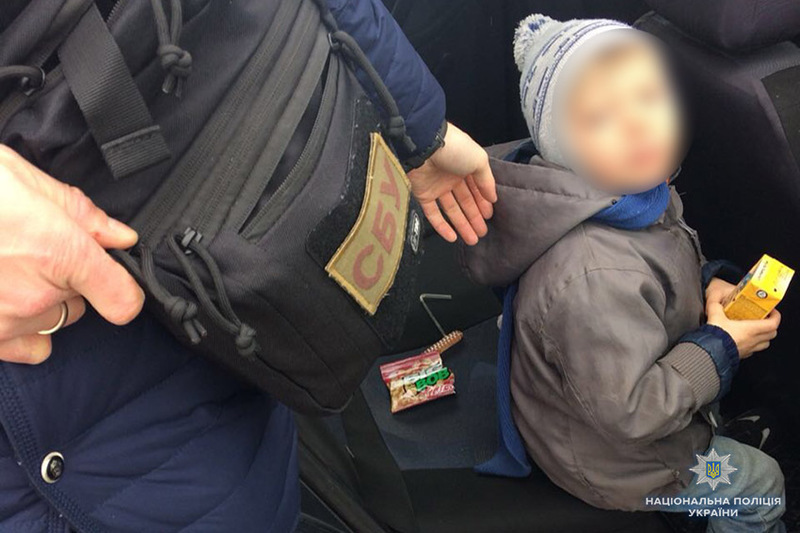  У Білогірському районі матір здала в оренду для жебракування свого 4-річного сина