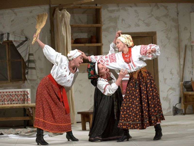 Трагікомедія за мотивами твору І. Нечуй-Левицького. (Автор: http://theatrestaritsky.com.ua)