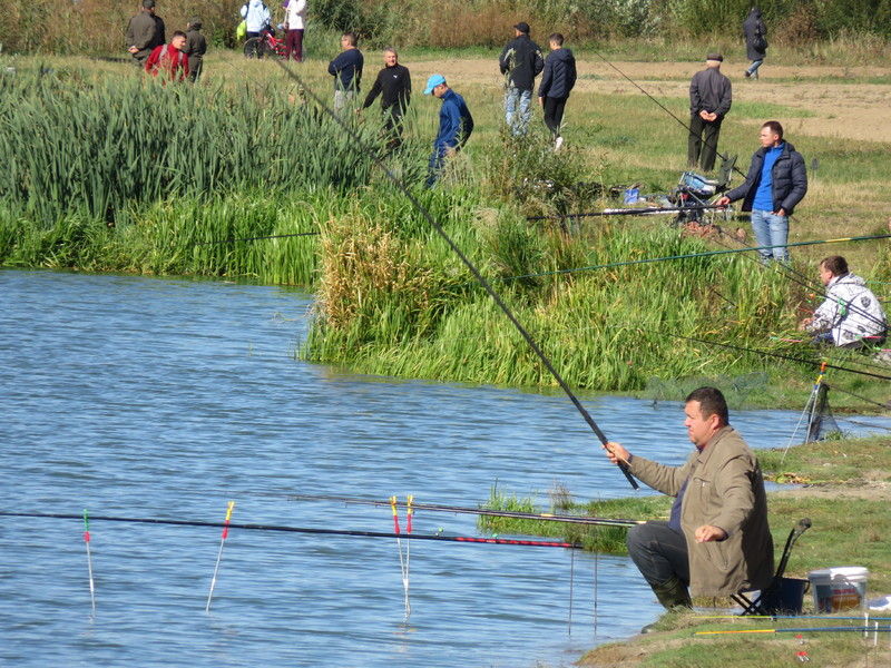 Запрошують до участі рибалок-любителів (Автор: khm.gov.ua)