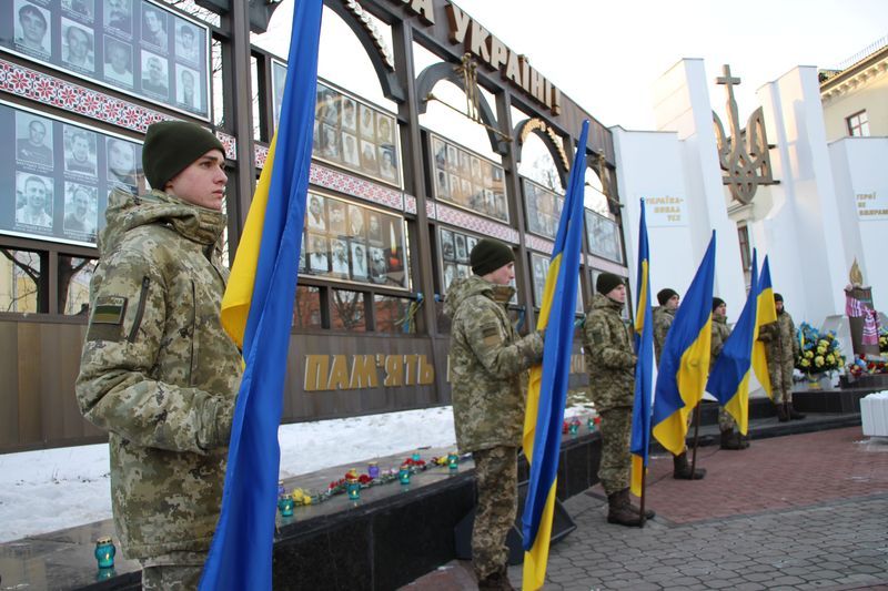 З нагоди Дня захисника України (Автор: http://khm.gov.ua)