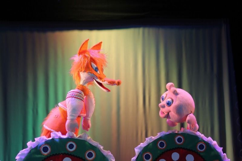 У театрі ляльок (Автор: http://ua.dyven.org)