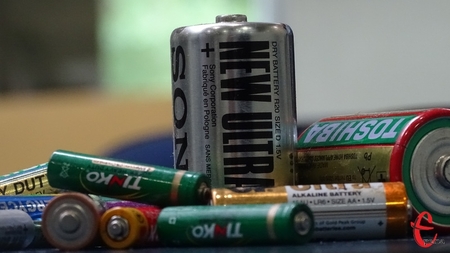 Використані батарейки не можна викидати у загальний сміттєвий контейнер