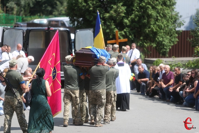 6 серпня у Хмельницькому прощалися з Віталієм Лозою.