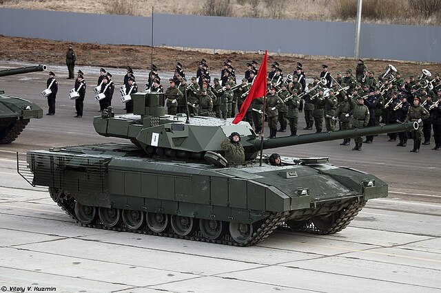 «Армату» росіяни переважно демонструють на парадах, а не на полі бою. Фото: en.wikipedia.org