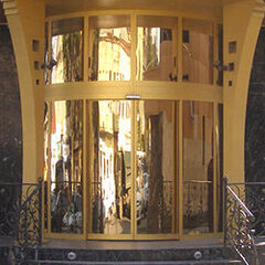 Вигнуті, напівкруглі та круглі розсувні двері Astore RAL