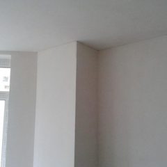 Шпаклевка стен, поклейка обоев и покраска стен